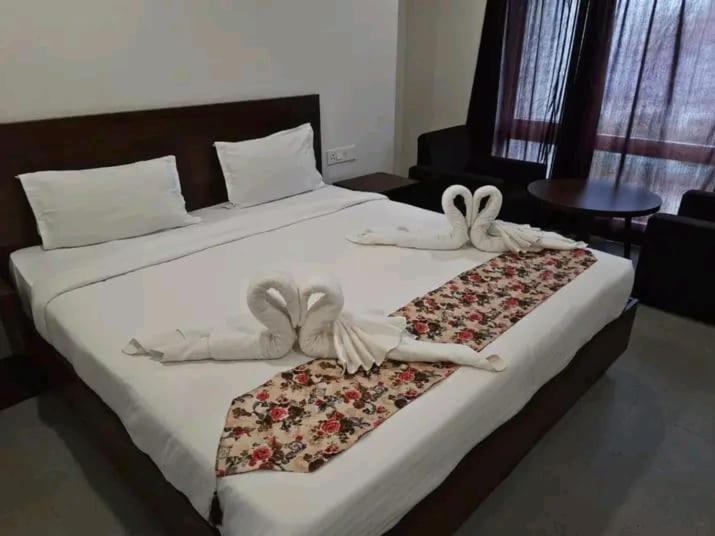 Hotel East International Tinsukia Eksteriør billede